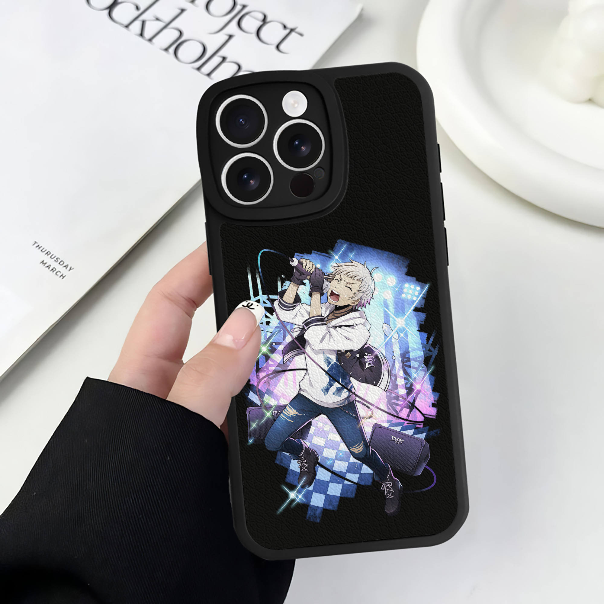 （画像用） 文豪ストレイドッグス Bungo Stray Dogs 【iPhone 16シリーズ対応】シリコンスマホケース（レザー調） 材質：シリコン
